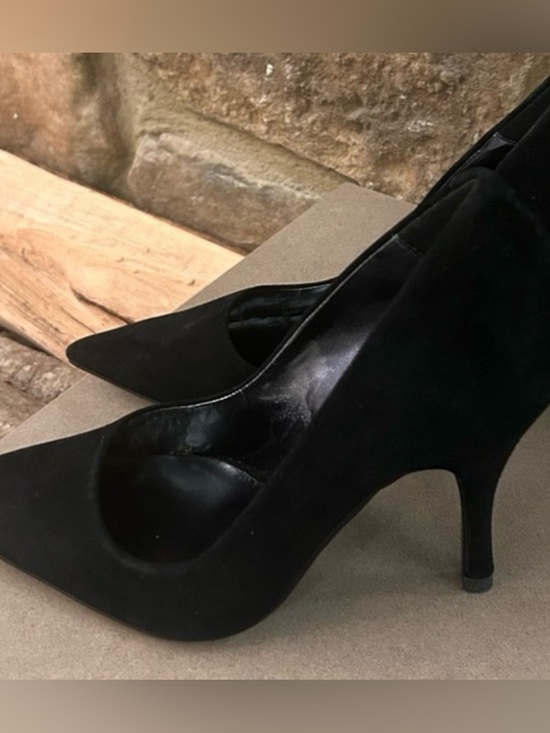 Steve Madden Shoes - Heels Steve Madden Classic Black Suede Pointed-Toe Heels for Women